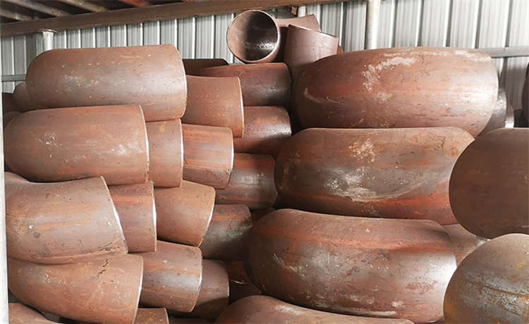 鋼材場鍍鋅鋼板，防城港鋼鐵世界2800mm螺旋鋼管，720-8螺旋焊管，給水螺旋鋼管