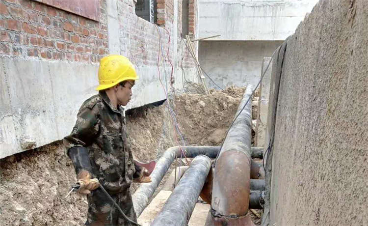 2000 DN450mm螺旋焊管，廣州內(nèi)徑2500mm螺旋管，1500供水螺旋鋼管，鋼材場供水鋼管廠家