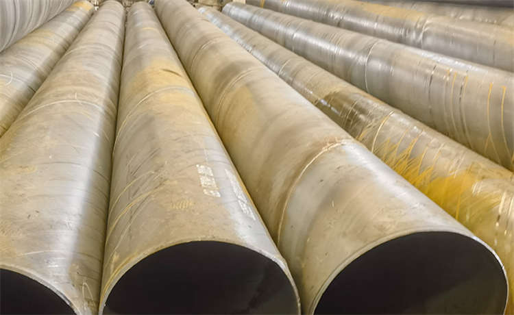 1000mm鋼立柱，3200mm螺旋管，煙囪螺旋管，鋼材場(chǎng)給水鋼管