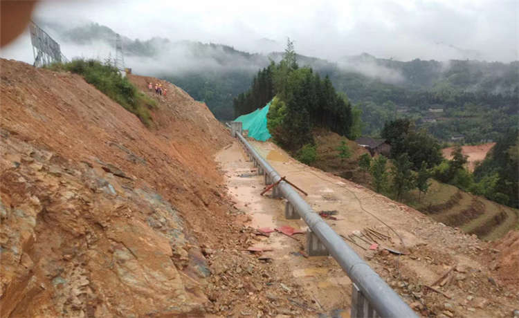 711mm螺旋鋼管，南寧自來水供水鋼管，DN200螺旋管，濾水鋼管廠家