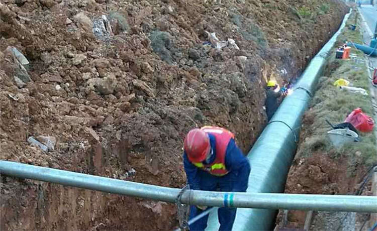 2020螺旋鋼管廠家，1420污水排水鋼管廠家，dn1500mm螺旋管，920螺旋鋼管