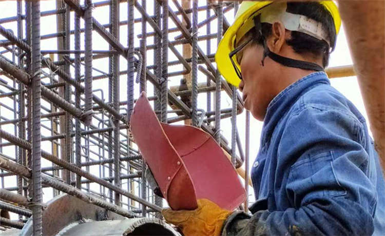 dn1800mm螺旋焊管，762mm螺旋管，530螺旋鋼管，920mm給水螺旋管